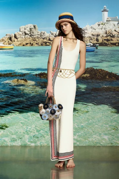 Look 23